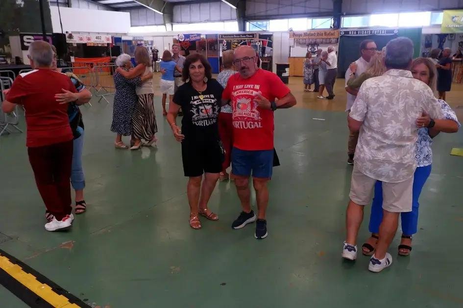 Emigrantes das Caldas celebram encontro na Expoeste com almoço e homenagem