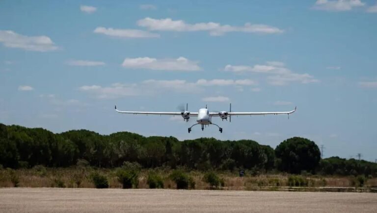 FAP adota AR5: novo sistema de vigilância aérea com 20 horas de autonomia