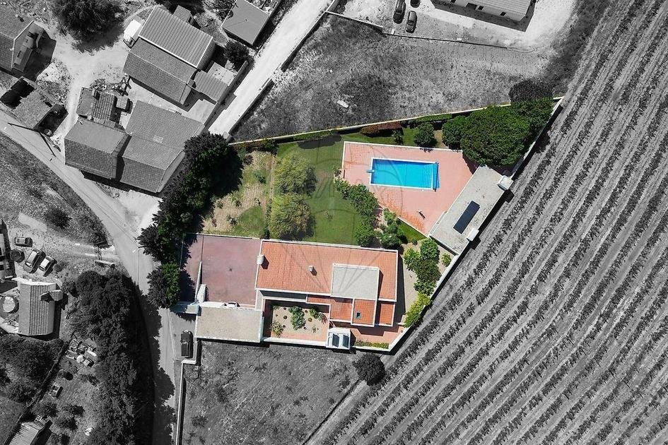 Property for Sale in Praia d'El Rey