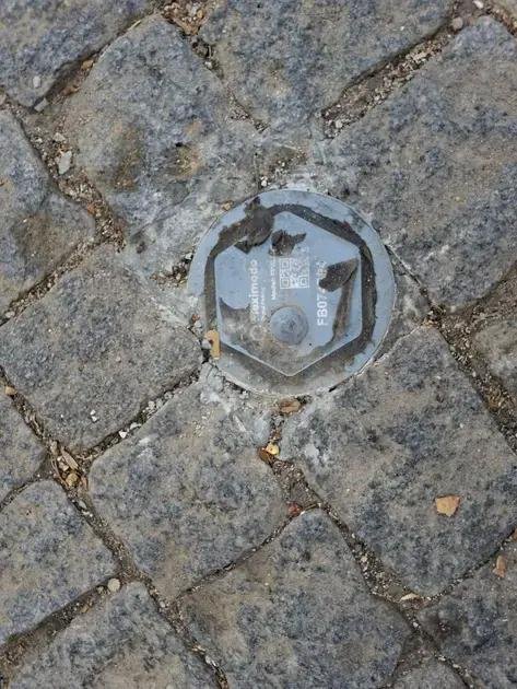 Sensores em Caldas vão indicar vagas livres nas zonas de cargas e descargas