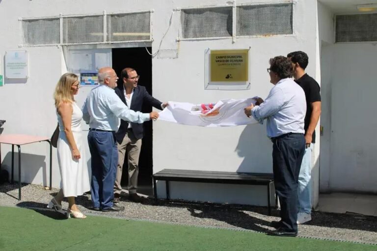 Campo da Quinta da Boneca homenageia Vasco de Oliveira em cerimónia simbólica
