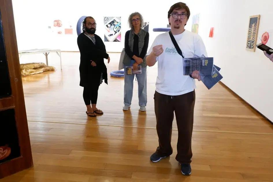 Exposição de finalistas da ESAD.CR chega a Cascais com catálogo crítico
